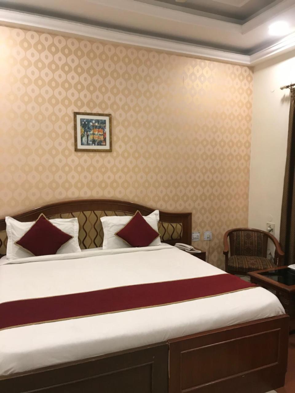 Hotel Sunrise Inn Lucknow Eksteriør bilde